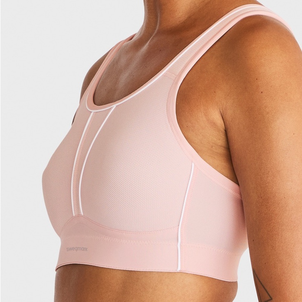Danskin Now Blush Racerback Sports Bra